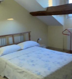 Novara Apartment | Conveniently Located Hotel Steps from the City Center
