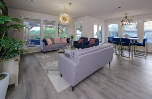 Lago Vista House | Relaxing Poolside Retreat with Stunning Views
