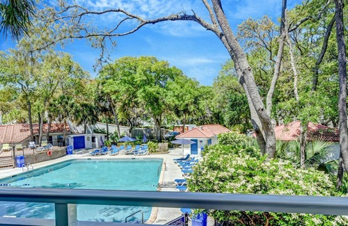 Jekyll Island Condo | Poolside Paradise Villa 340 at Villas By The Sea Resort