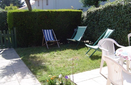 Pornic House | Relax at a Cozy Pornic Maisonnette with Pool, 700m to Beach