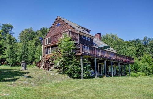 Jacksonville Cabin | Idyllic Vermont Retreat with Ocean Views & Hot Tub Access