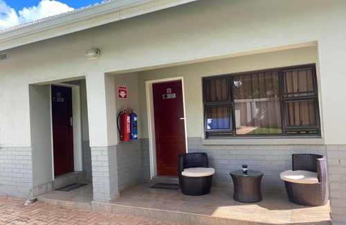 Harare Apartment | Idyllic B&B in Tranquil Belvedere, Harare with Pool & Breakfast