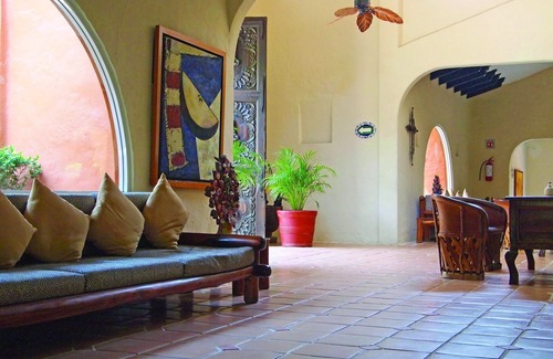 Almacen Resort | Discover a Private Peninsula Retreat in Zihuatanejo Bay