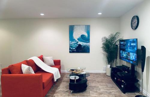 Port Moody Apartment | Cozy 2-Bedroom Suite in Port Moody – Family-Friendly Escape