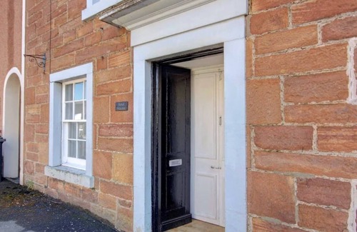 Golspie House | Quirky 1-Bedroom Cottage in Coastal Golspie Village