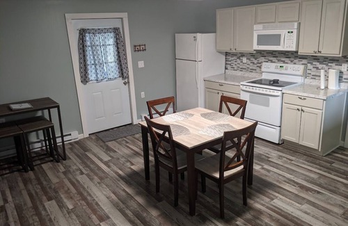 Hammondsport House | Charming Escape in Wine Country with Lake View Amenities