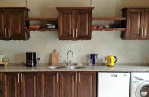Avanos Apartment | Family-Friendly Retreat: Pet-Friendly with Spa & Hot Tub