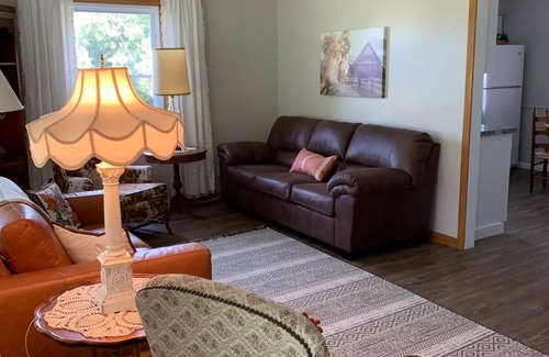 New Philadelphia House | Tranquil Retreat at The Homestead: Family-Friendly Amenities