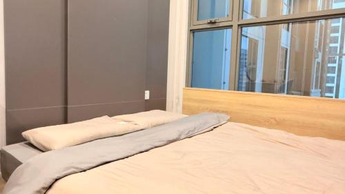 Gia Lam Apartment | A Quiet Stay - Lumi
