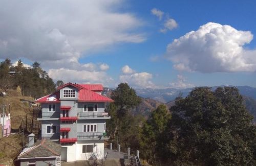 Shimla House | Family-Friendly A.R. Homestay with 9.5/10 Guest Rating