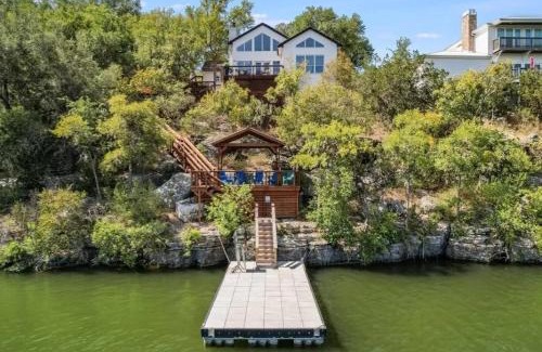 Marble Falls House | Discover the Bright Lake Home in Marble Falls - Pet Friendly!