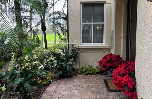 Vineyards Condo | Hidden Gem in Naples: Oceanfront Pool & Spa Retreat