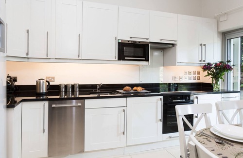 Sevenoaks Cottage | Experience a Converted Kent Coach House Near Sevenoaks