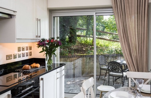 Sevenoaks Cottage | Experience a Converted Kent Coach House Near Sevenoaks