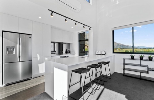 Jacks Point House | Unforgettable Experience at Jack's Point Holiday Home