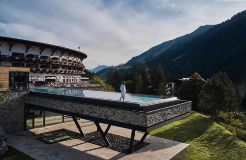 Hirschegg Hotel | Indulge in Travel Charme Ifen Hotel Kleinwalsertal