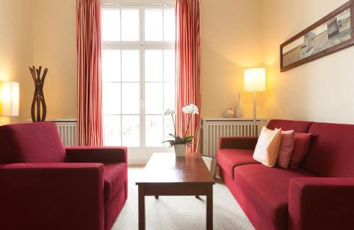 Alt-Travemunde/Ronnau Hotel | Indulge at A-ROSA Travemünde: Oceanfront Oasis and Spa