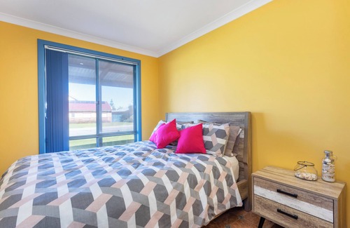 Ledge Point House | Seaside Getaway: Beach, Sun & Family-Friendly Amenities
