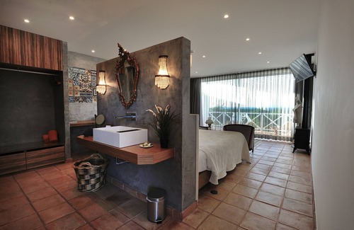 Grandola House | Relax at A Serenada Enoturismo: Guest Rated 9.6/10