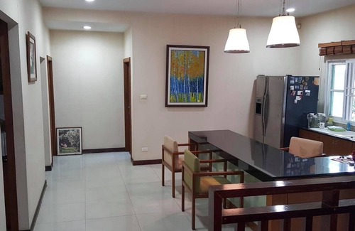 Pak Kret House | Relaxing Retreat with Beautiful Garden and Spa Amenities