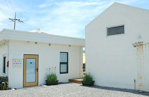 Jungmun House | Experience Spectacular Ocean Views at A Shell in Jeju