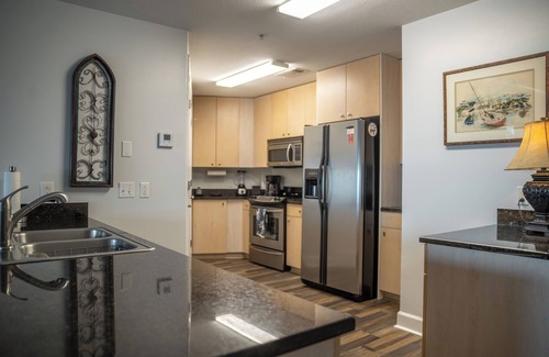 Biloxi Condo | A Shore Thing at Sea Breeze 2bedroom condo with private balcony & amazing views!