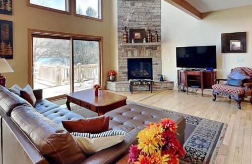 McHenry House | Discover A Shore Thing: Pet & Child Friendly Retreat