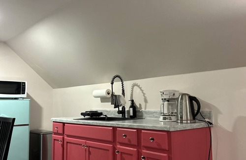 Franklin Apartment | Convenient Getaway Near Downtown Franklin, Indiana!