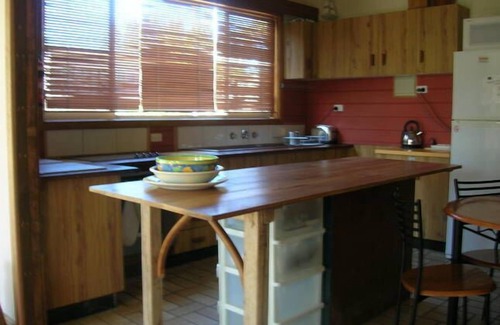 Currarong House | Easy Beach Access with Family-Friendly Amenities