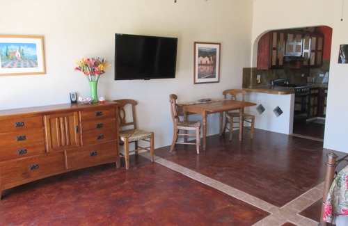 Los Barriles Apartment | Steps from the Beach with Ocean View and Pet-Friendly Stays