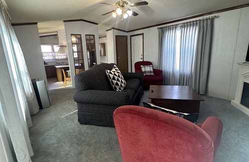 Elbert House | Ideal Stay in Elbert, CO – Convenient & Pet Friendly