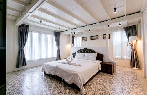 Bang Kho Laem House | Relaxing Retreat at A Sleep Bangkok Charoenkrung Hotel