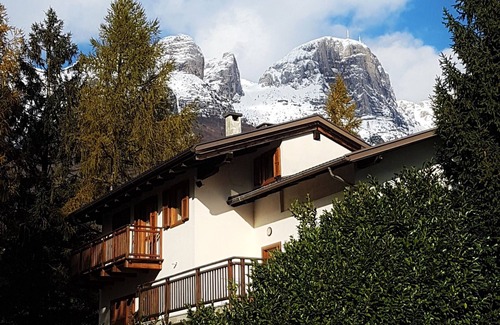 Terlago House | Idyllic Retreat Near Trento & Garda with Lake View