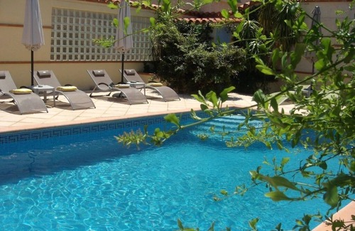 Espira de l'Agly Apartment | Romantic Gite with Private Garden and Pool Retreat
