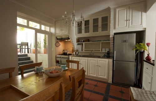 Cape Town City Centre Cottage | Guest Rated: 9.8! Two-Bedroom House with Ocean Views