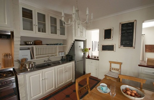 Cape Town City Centre Cottage | Guest Rated: 9.8! Two-Bedroom House with Ocean Views