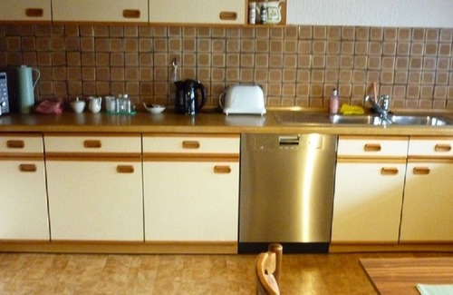 Oberorke Apartment | Family-Friendly Apartment with Pool & Free Wifi for 6