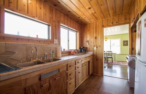 Yucca Valley Cabin | Immaculate 1940's High Desert Cabin with Spa & Kitchen