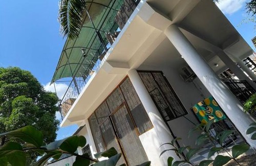 Msasani Apartment | Family-Friendly 3-Bedroom House Near Cape Town Fish Market