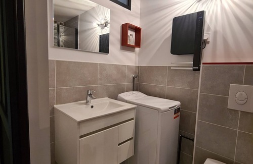 Loches Apartment | Experience Loches: Stay in the Heart of Châteaux Bliss