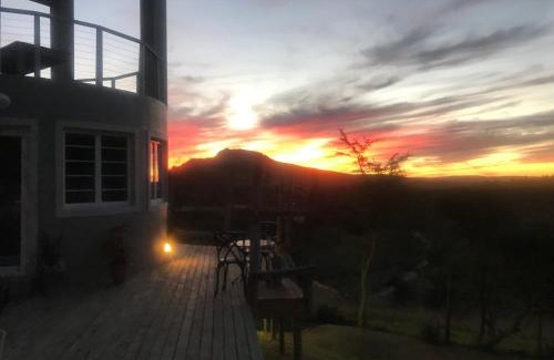 Grahamstown House | Inviting A Stone's Throw Accommodation with Family Amenities