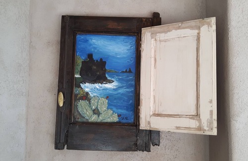 Aci Castello House | Beachfront Retreat Near Funivia dell'Etna with Pool