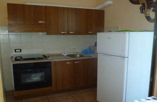 Loreto House | Sunny Studio Apartment with Spa and Breakfast Options