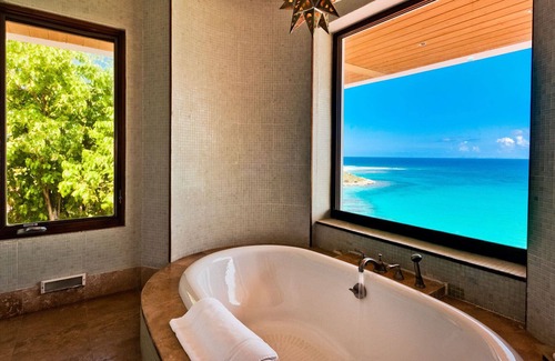 The Valley Villa | A Stunning Seven Bedroom Villa