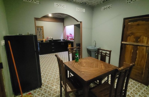 Pachchilaipalli House | Modern 3-Bedroom Retreat with Family-Friendly Amenities