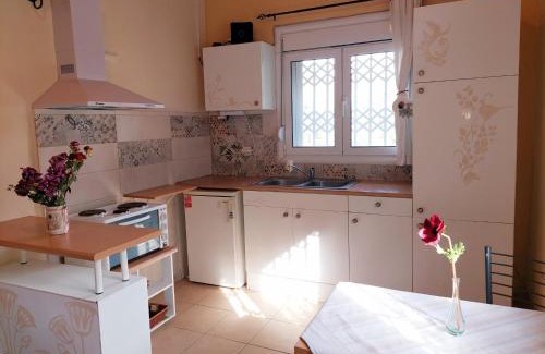 Aigialeia House | Pet-Friendly Bliss at A Sun Shine Home - Rated 10/10