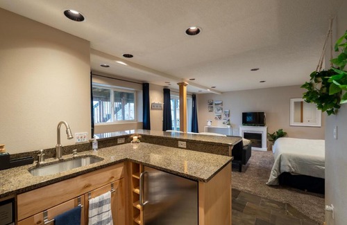 Dundee House | Experience A Taste Of Dundee: 4-Star Family Getaway