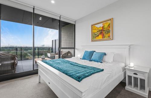 Maribyrnong Apartment | Discover Paradise in the Heart of Inner City Suburbia