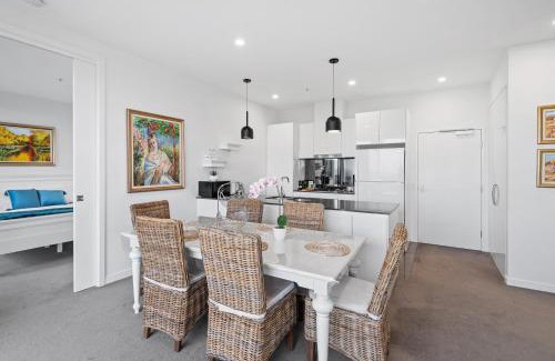 Maribyrnong Apartment | Discover Paradise in the Heart of Inner City Suburbia