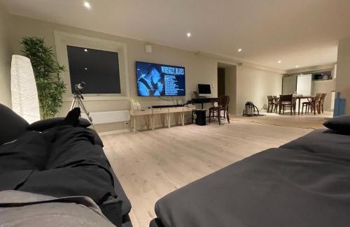 Aa Apartment | Discover Å: Top Apartment in Lofoten - Family Friendly Stay
